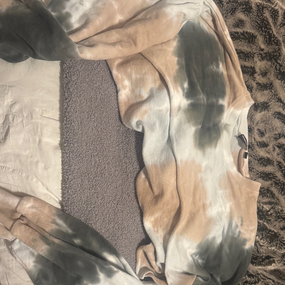 Mono B Cream Sweatshirt